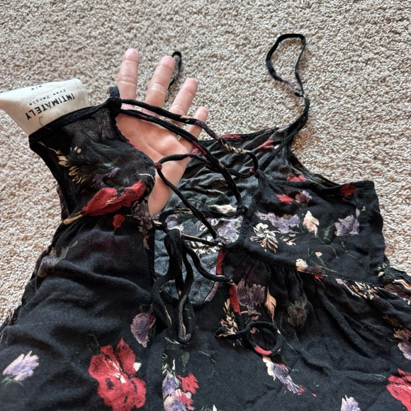 FREE PEOPLE Intimately Circle of Floral Tiered Tie Up Dress. Size M - Picture 6 of 6